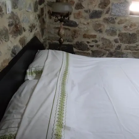 Panos Stone Tower 펜션 Paliros